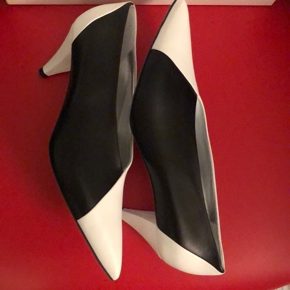 Givenchy Two-tone leather pumps size 39.5 - Picture 8 of 9
